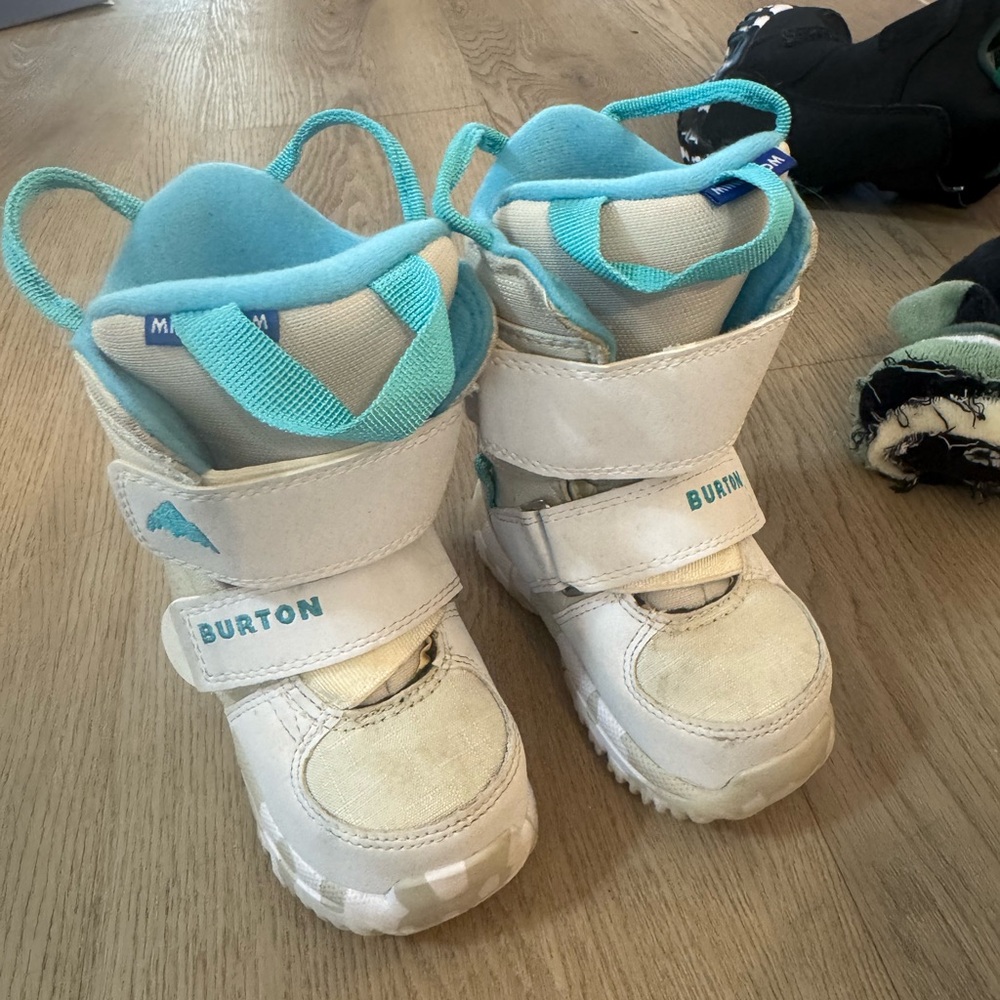 Burton Kids Snow Boots - Cream and Teal